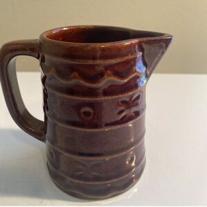 Mar-crest Creamer Ovenproof Stoneware Vintage 1950s with Daisys & Dots pattern